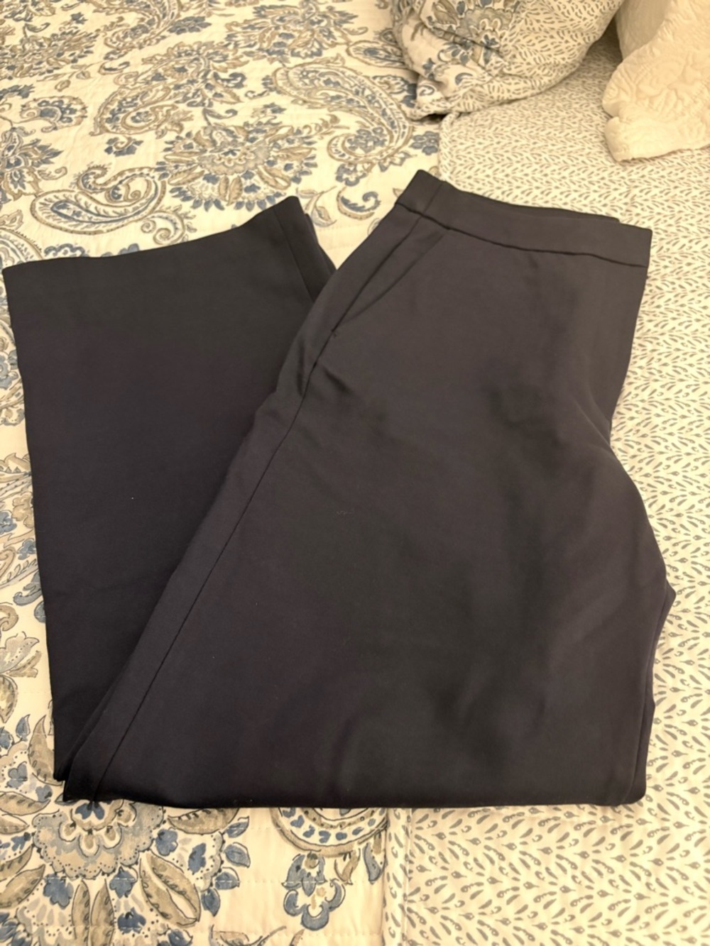 Woman’s Quince Ultra Stretch Pointe Trousers Navy Blue Size 12